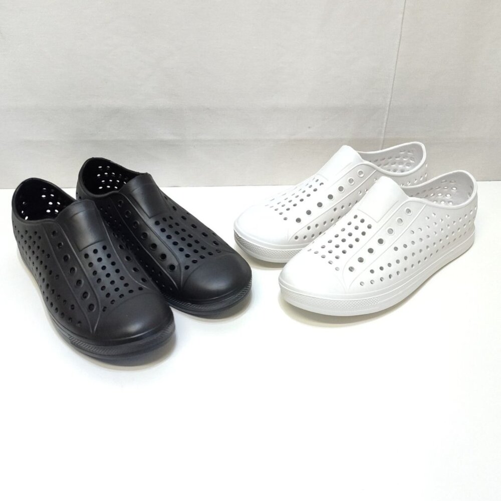 SAGUARO Garden Creek Clogs 2-Pair Slip-On Water Beach Women US 9 Men US 7.5 NWOT